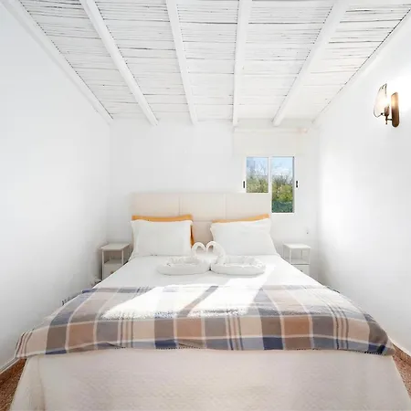 Bed & Breakfast Casa Morais